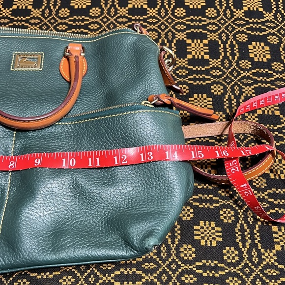 Dooney & Bourke Bag - Gorgeous Green/Tan - Picture 10 of 11